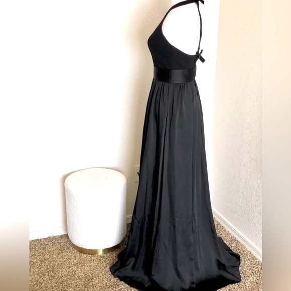 Vera Wang “ WHITE” collection (David’s Bridal) - Picture 2 of 4